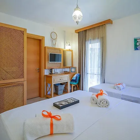 Savana Boutique Mesudiye (Datca)