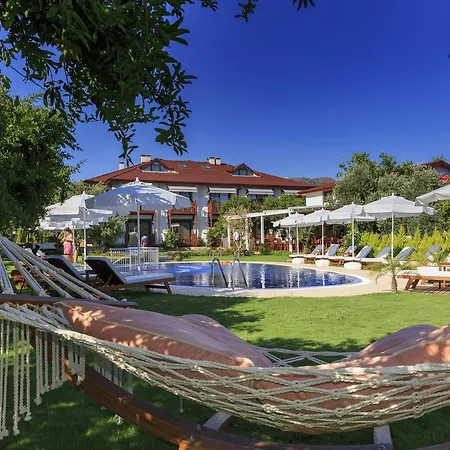 Oda ve Kahvaltı Savana Boutique 3*