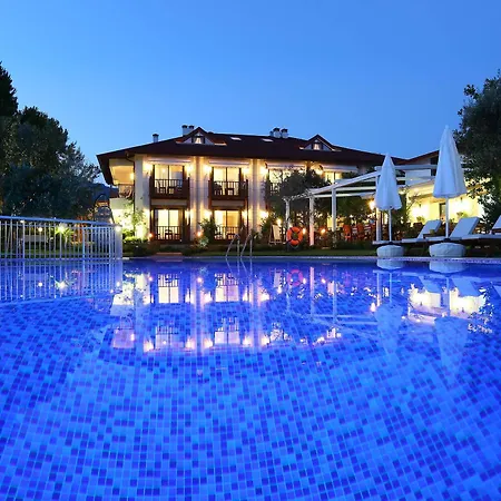 Savana Boutique 3*